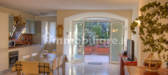 2 Schlafzimmer Wohnung in Pietra Ligure, Italy, Nr. 286468 3