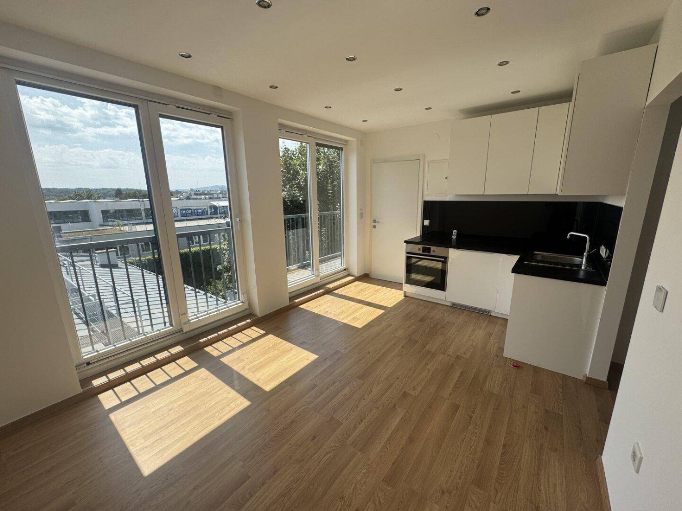 Apartamento de 3 habitaciónes en Penzing, Austria No. 238285