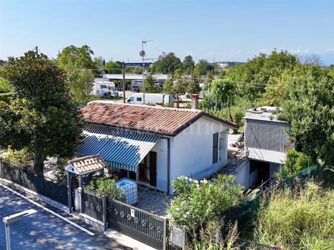 3 bedrooms House in Peschiera del Garda, Italy No. 319583