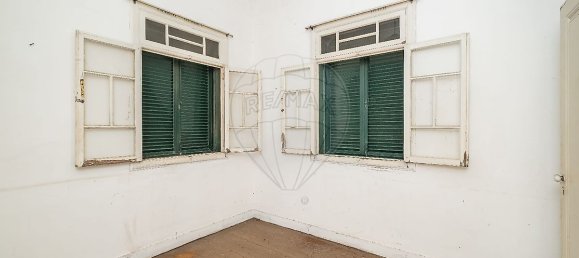 Дом с 4 спальнями в Санта Круш, Португалия № 25964 4