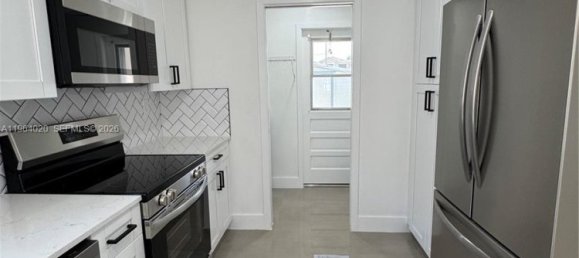 3 dormitorios villa en venta en Miami, Miami-Dade, Florida, USA № 615643 9