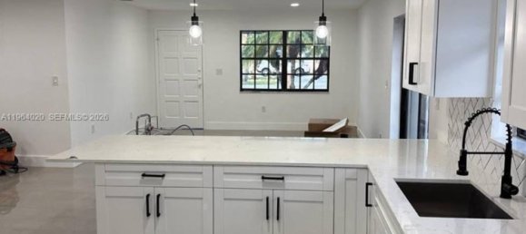 3 dormitorios villa en venta en Miami, Miami-Dade, Florida, USA № 615643 27