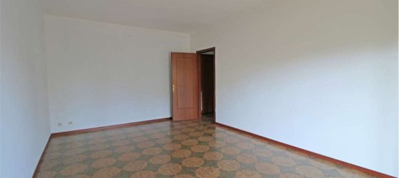 2 bedrooms Apartment in Villafranca in Lunigiana, Italy No. 332520 5