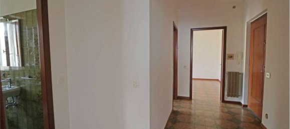 2 bedrooms Apartment in Villafranca in Lunigiana, Italy No. 332520 10