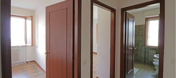 2 bedrooms Apartment in Villafranca in Lunigiana, Italy No. 332520 9