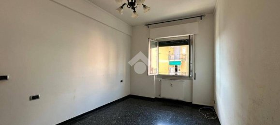 2 bedrooms Apartment in Genoa, Italy No. 371127 9