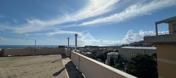 2 bedrooms Apartment in Genoa, Italy No. 371127 5