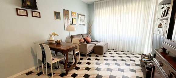 3 rooms Apartment in Senigallia, Italy No. 71157 3