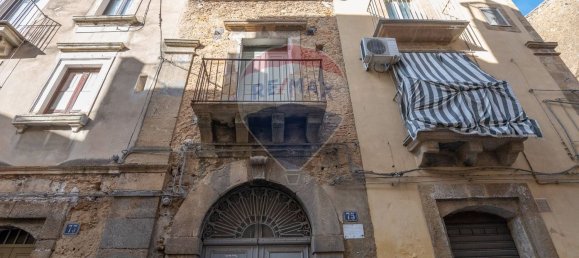 Casa de 6 divisões em Caltagirone, Italy N.º 166577 25