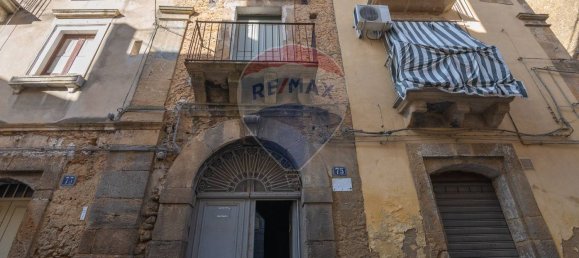 Casa de 6 divisões em Caltagirone, Italy N.º 166577 6