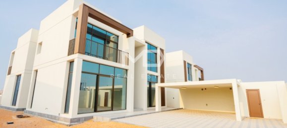 4 bedrooms Villa in Abu Dhabi, UAE No. 47583 51