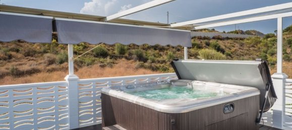 5 bedrooms House in Marbella, Spain No. 40418 14