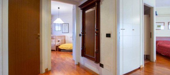 Apartamento de 5 divisões em Lainate, Italy N.º 41689 40