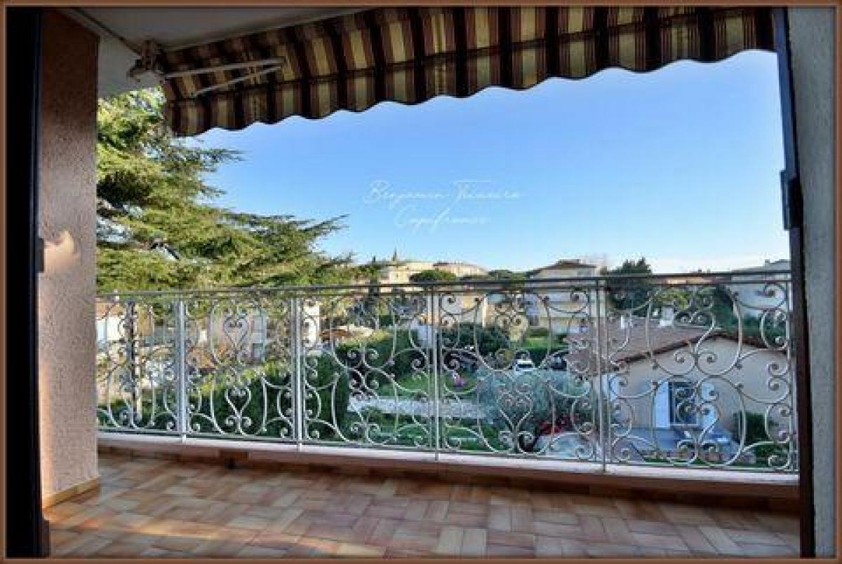 Студия в кондо  в Фрежюс, Франция № 7956