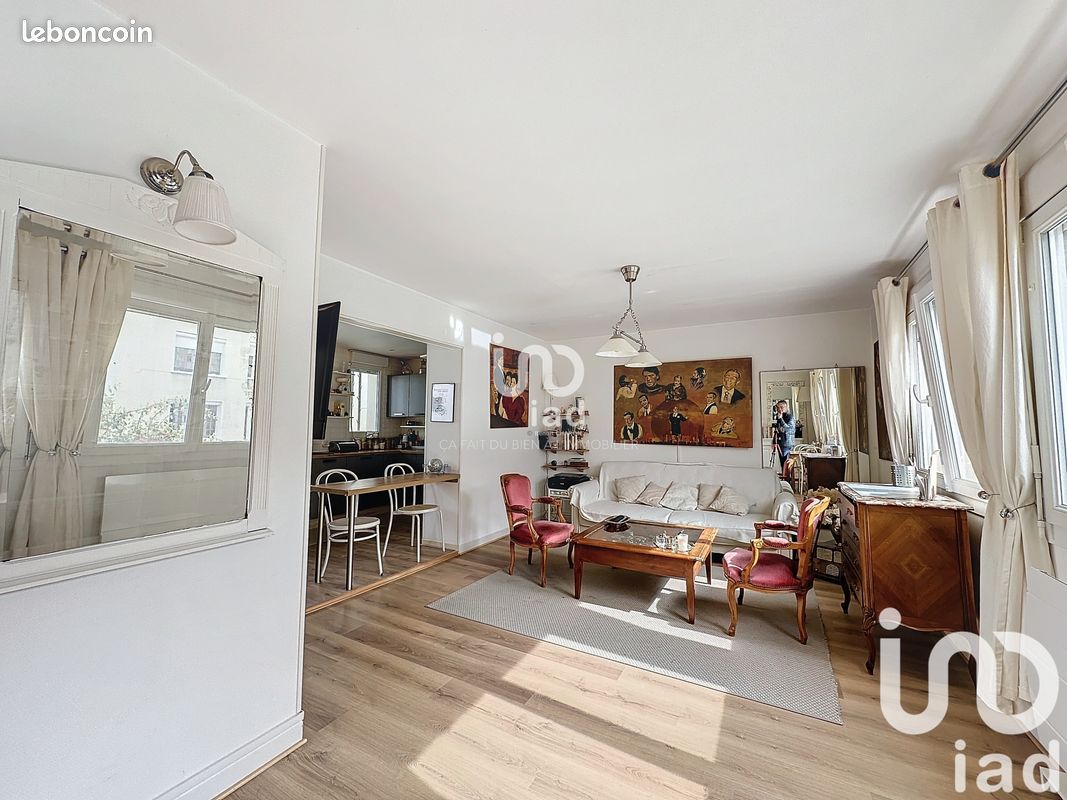 3 bedrooms Townhouse in Reims, France No. 61114