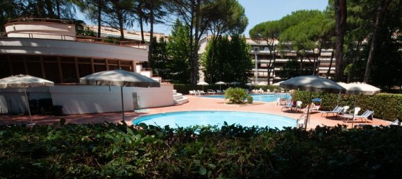 10 bedrooms Apartment in Rome, Italy No. 357017 16