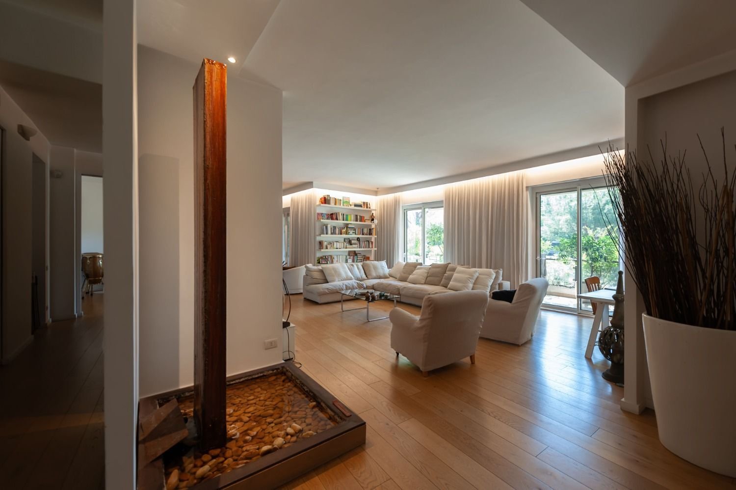 10 bedrooms Apartment in Rome, Italy No. 357017