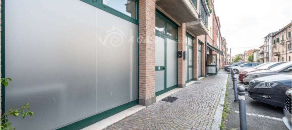 53m² Commercial property in Noceto, Italy No. 88387 2