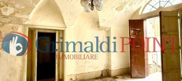 15 rooms House in Lecce, Italy No. 9284 39