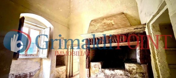 15 rooms House in Lecce, Italy No. 9284 49