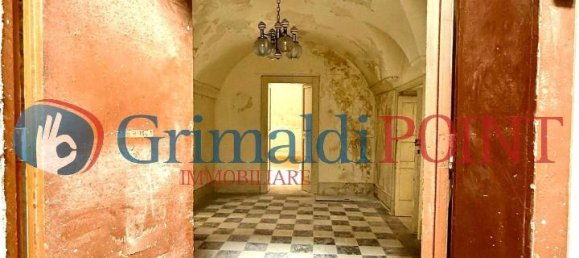 15 rooms House in Lecce, Italy No. 9284 34