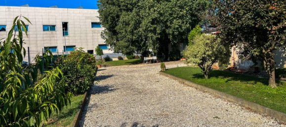 6 bedrooms House in Pozzonovo, Italy No. 327881 5