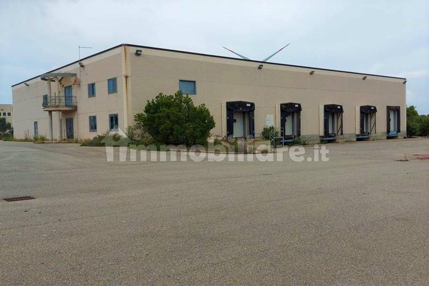 1845m² Warehouse in Sardinia, Italy No. 319587