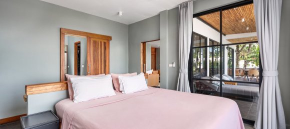 Вилла с 6 спальнями в Сураттхани, Таиланд № 71934 8