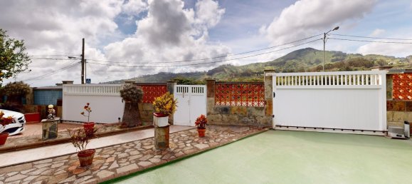 5 bedrooms Villa in Firgas, Spain No. 13233 3