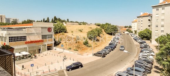 2 bedrooms Apartment in Lisbon, Portugal No. 190213 6