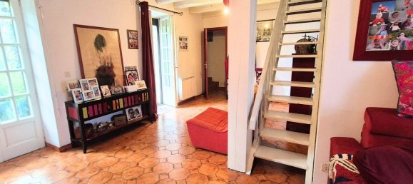 Adosado de 3 dormitorios en Radenac, France No. 265113 5