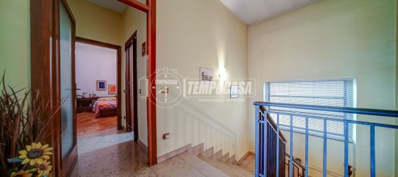 3 rooms House in Turbigo, Italy No. 16009 24
