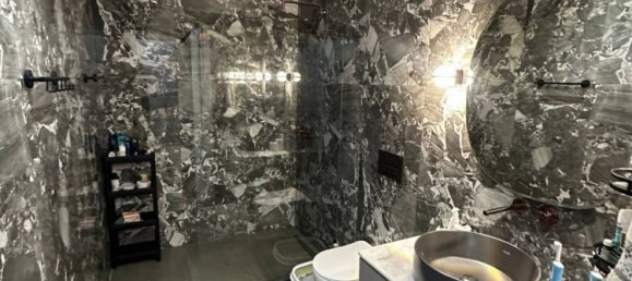 4 bedrooms Apartment in Nasimi, Azerbaijan No. 1387 18