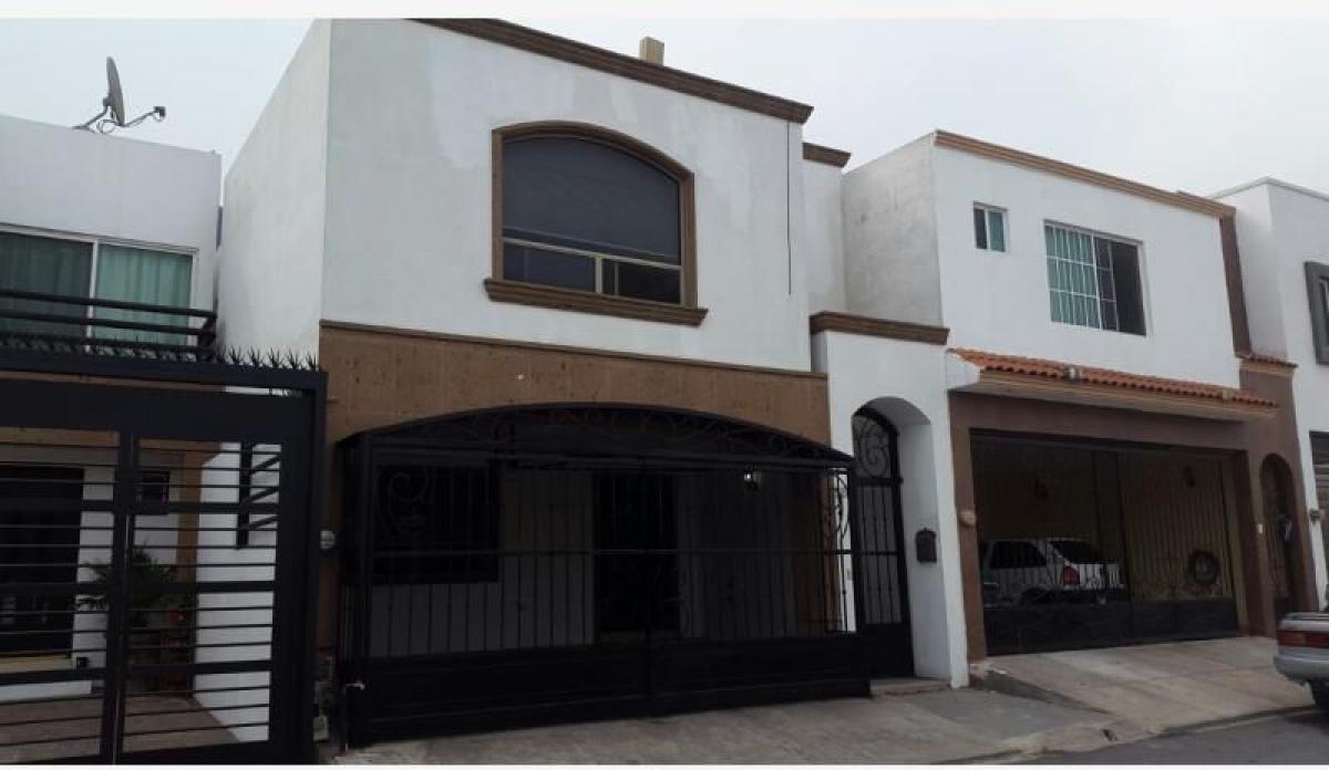 3 bedrooms House in Nuevo Leon, Mexico No. 151000