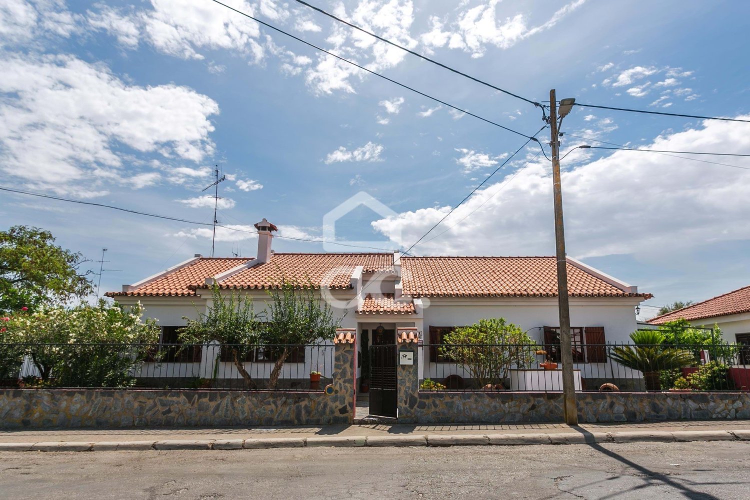 5 bedrooms House in Luz, Portugal No. 292337