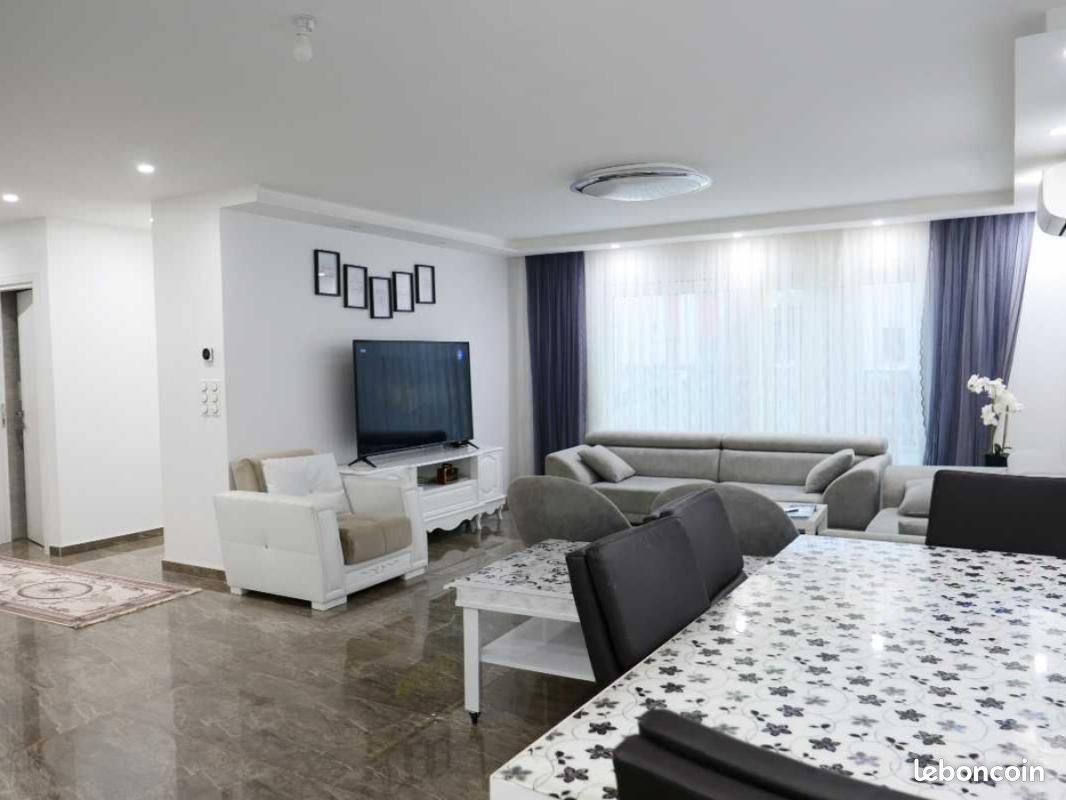 Casa de 5 dormitorios en Ingersheim, France No. 245687