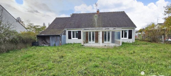 3 bedrooms House in Checy, France No. 49250 11