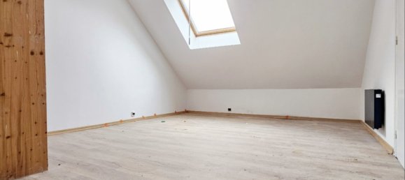 3 bedrooms House in Checy, France No. 49250 32