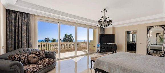 7 bedrooms Villa in Marbella, Spain No. 22215 16
