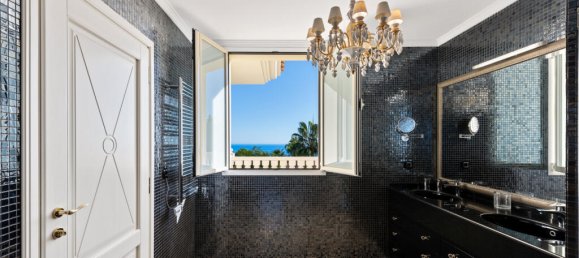 7 bedrooms Villa in Marbella, Spain No. 22215 17