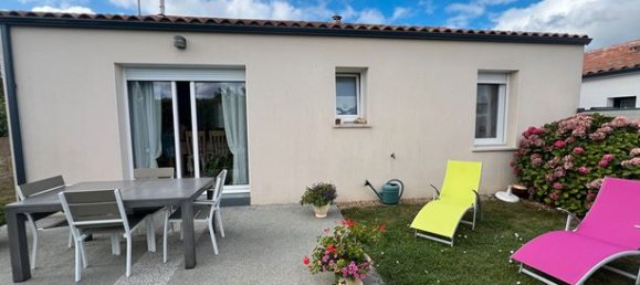 Casa de 2 dormitorios en Saint-Vincent-sur-Jard, France No. 310503 2