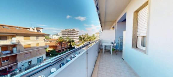 3غرفة شقة في San Benedetto del Tronto, Italy رقم 99107 32