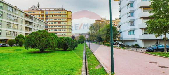 5 bedrooms Apartment in Porto, Portugal No. 103911 9