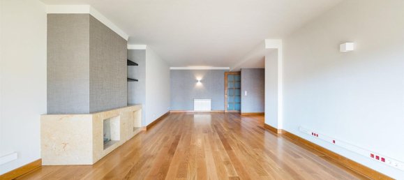 3 bedrooms Apartment in Porto, Portugal No. 97387 5