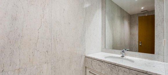 3 bedrooms Apartment in Porto, Portugal No. 97387 11