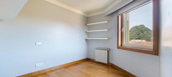 3 bedrooms Apartment in Porto, Portugal No. 97387 22
