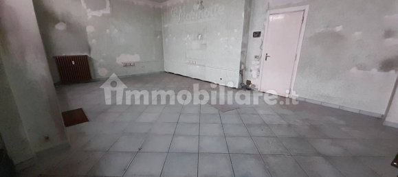1-Zimmer Gewerbliche Immobilie in Borgosesia, Italy, Nr. 355658 2