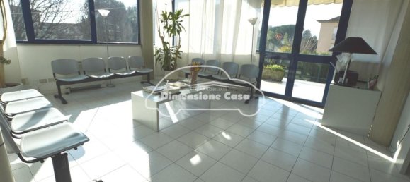 Apartamento de 5 habitaciónes en Lucca, Italy No. 79210 3