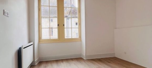 2 rooms Apartment in Beaune, France No. 258698 4
