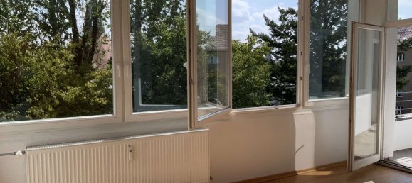 Apartamento de 3 dormitorios en Tempelhof, Germany No. 286897 3